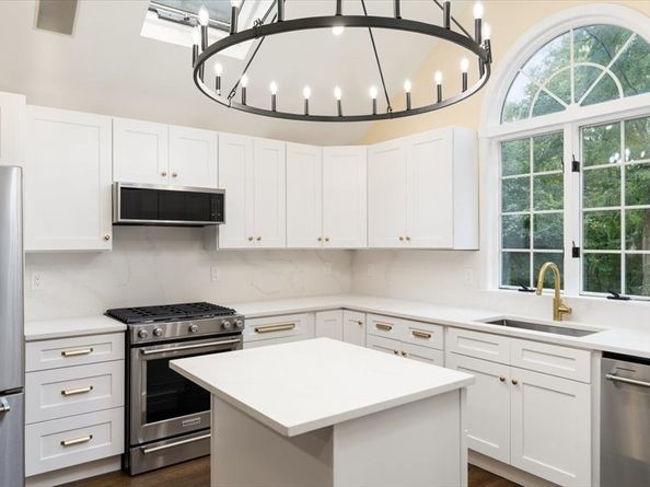 42 Dakin Road, Sudbury MA 01776