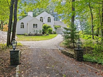 29 Heather Dr