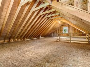 79 Bridle Road, Billerica MA 01821