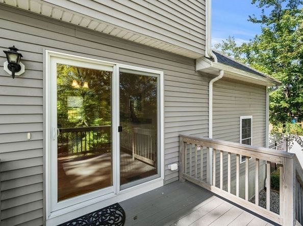 79 Bridle Road, Billerica MA 01821