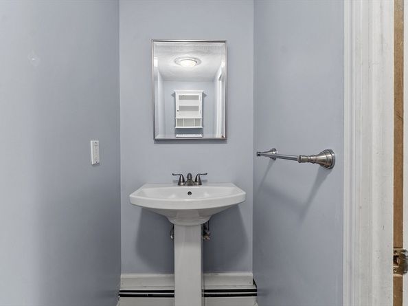 92 Goodale Street, Peabody MA 01960