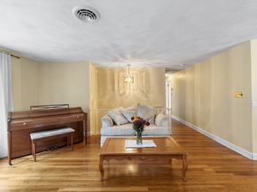 92 Goodale Street, Peabody MA 01960
