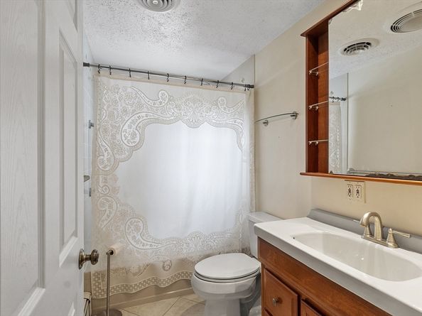 92 Goodale Street, Peabody MA 01960