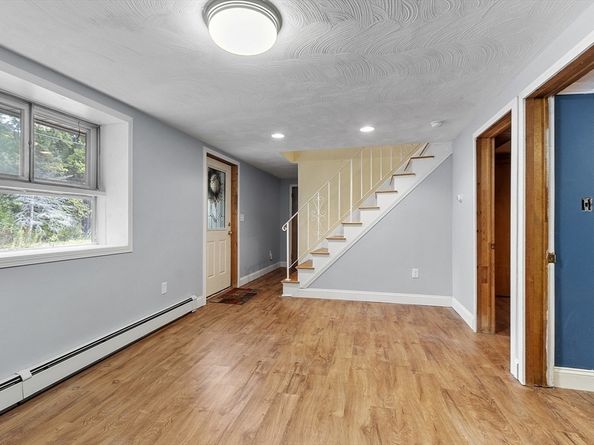 92 Goodale Street, Peabody MA 01960
