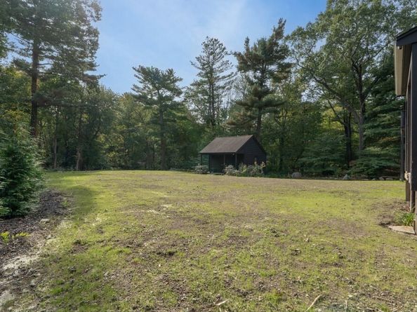 33 Turkey Hill Lane, Hingham MA 02043