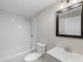 423 Grafton St 7, Worcester MA 01604