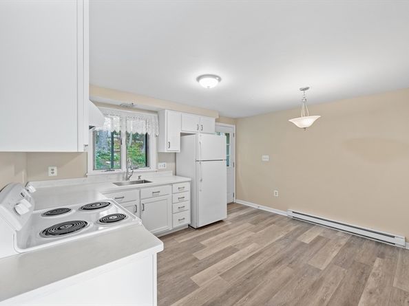 423 Grafton St 7, Worcester MA 01604
