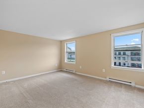 423 Grafton St 7, Worcester MA 01604