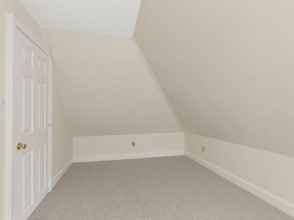 15 S Fairview St 3, Boston MA 02131