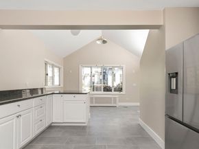 15 S Fairview St 3, Boston MA 02131