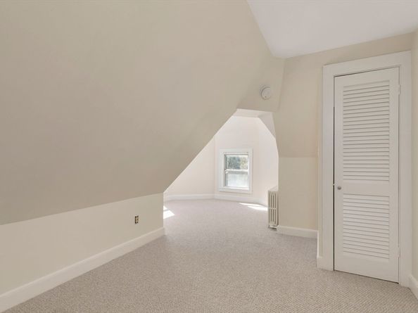 15 S Fairview St 3, Boston MA 02131