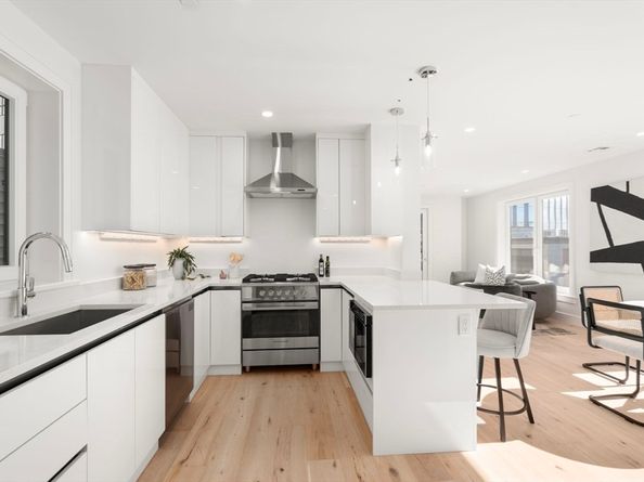 90 A Street 2, Boston MA 02127