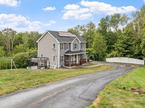 17 Clealand Cir, Rutland MA 01543