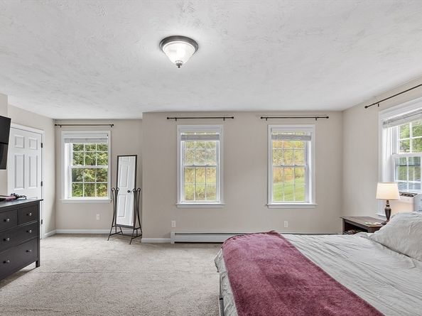 17 Clealand Cir, Rutland MA 01543