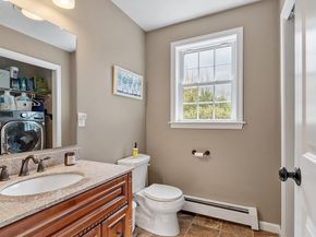 17 Clealand Cir, Rutland MA 01543