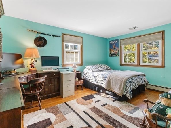 22 Marrett Rd, Burlington MA 01803
