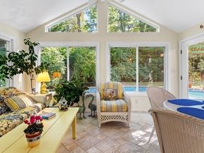 22 Marrett Rd, Burlington MA 01803