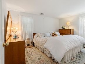 22 Marrett Rd, Burlington MA 01803