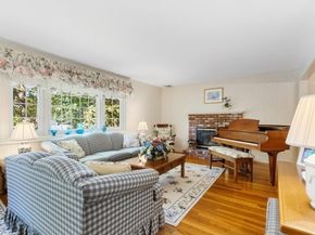 22 Marrett Rd, Burlington MA 01803