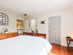 1 Valley View Dr, Grafton MA 01536