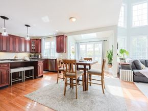 1 Valley View Dr, Grafton MA 01536