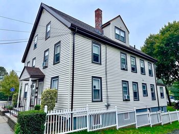 232-234 Nahatan St