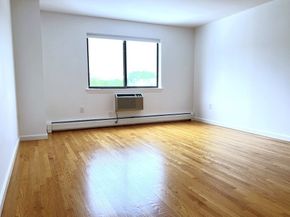151 Coolidge Avenue 404, Watertown MA 02472