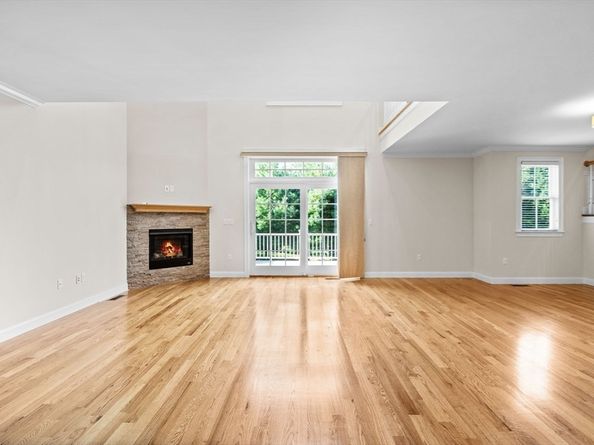 500 Lexington St 6, Woburn MA 01801