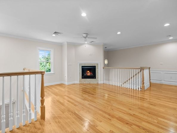 500 Lexington St 6, Woburn MA 01801