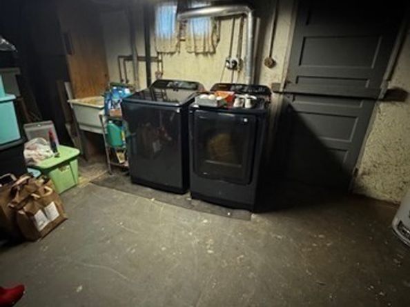 15 Clyde St, Fitchburg MA 01420