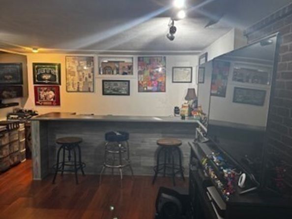15 Clyde St, Fitchburg MA 01420