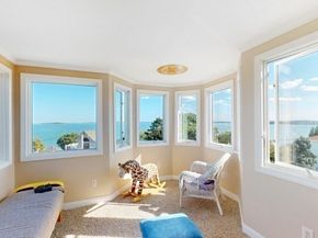 15 Knollwood Rd, Quincy MA 02171