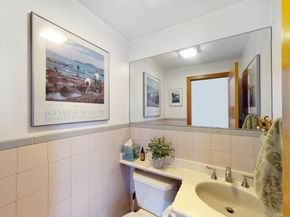 15 Knollwood Rd, Quincy MA 02171