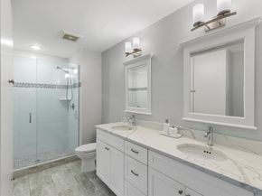 131 Eliot St 408, Milton MA 02186