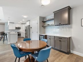 131 Eliot St 408, Milton MA 02186