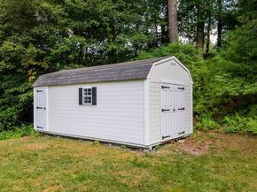 36 Mill Street, Lakeville MA 02347