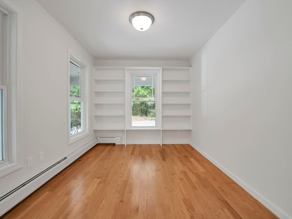 36 Mill Street, Lakeville MA 02347