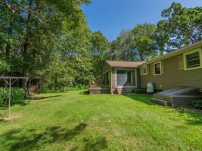 47 Paxton Road, Spencer MA 01562