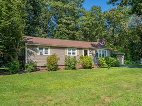 47 Paxton Road, Spencer MA 01562