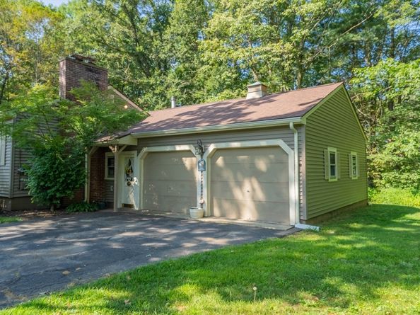 47 Paxton Road, Spencer MA 01562