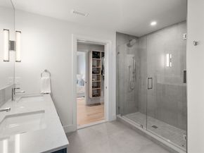 1 Nevins Hill Way PH703, Boston MA 02135