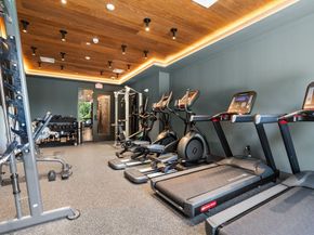 1 Nevins Hill Way PH703, Boston MA 02135