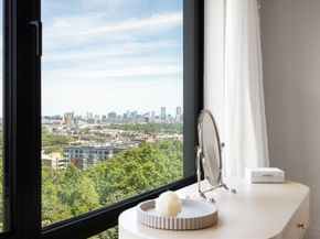 1 Nevins Hill Way PH703, Boston MA 02135