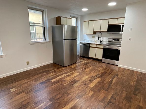 88 Gordon St. 305, Boston MA 02135