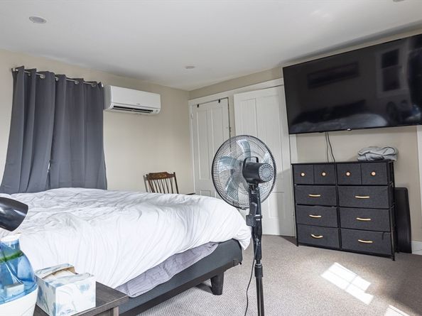 166 Hull St, Hingham MA 02043