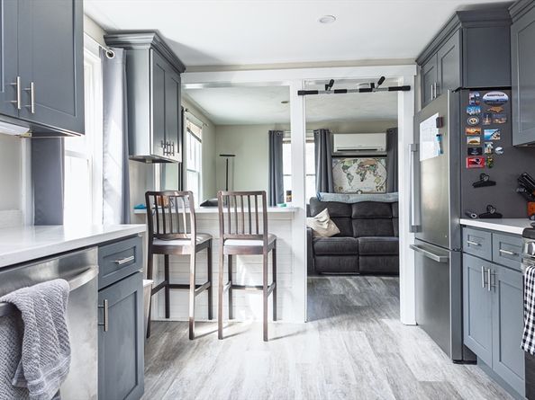 166 Hull St, Hingham MA 02043