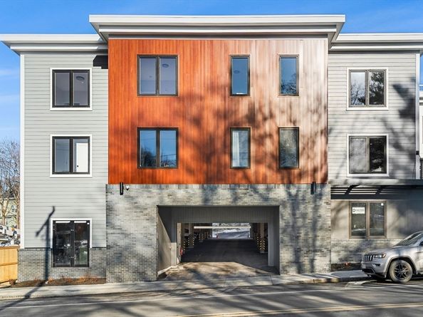 122 Washington St 22, Weymouth MA 02188