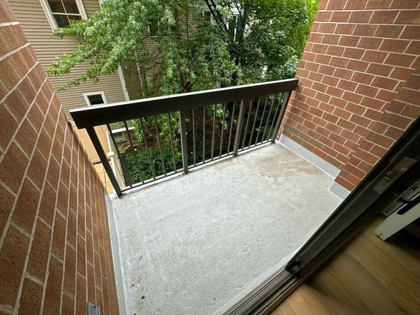 1265 Beacon 404, Brookline MA 02446