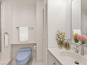 1265 Beacon 404, Brookline MA 02446