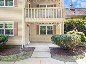 58 Weatherly Dr 58, Salem MA 01970
